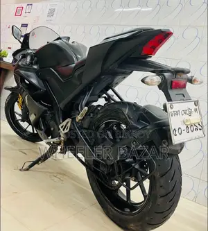 Yamaha R15 V3 2020 Black