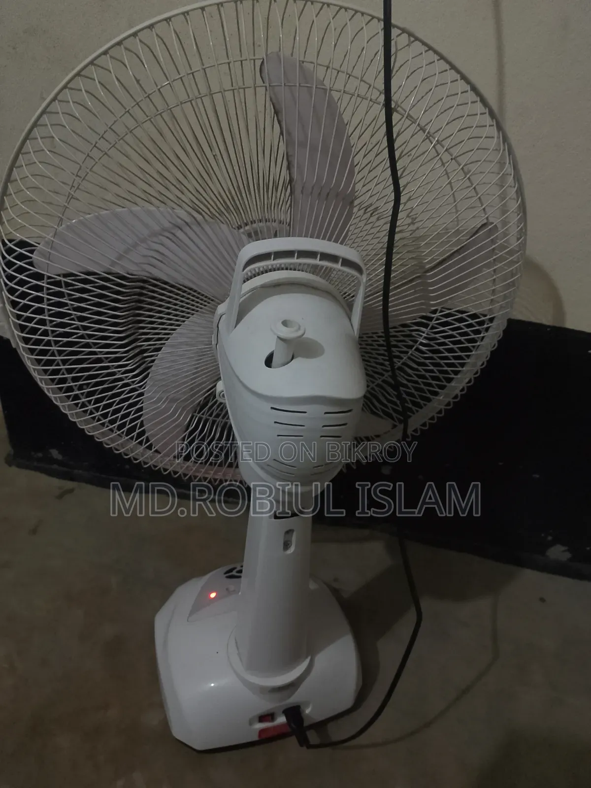 সার্কেল চার্জার ফ্যান