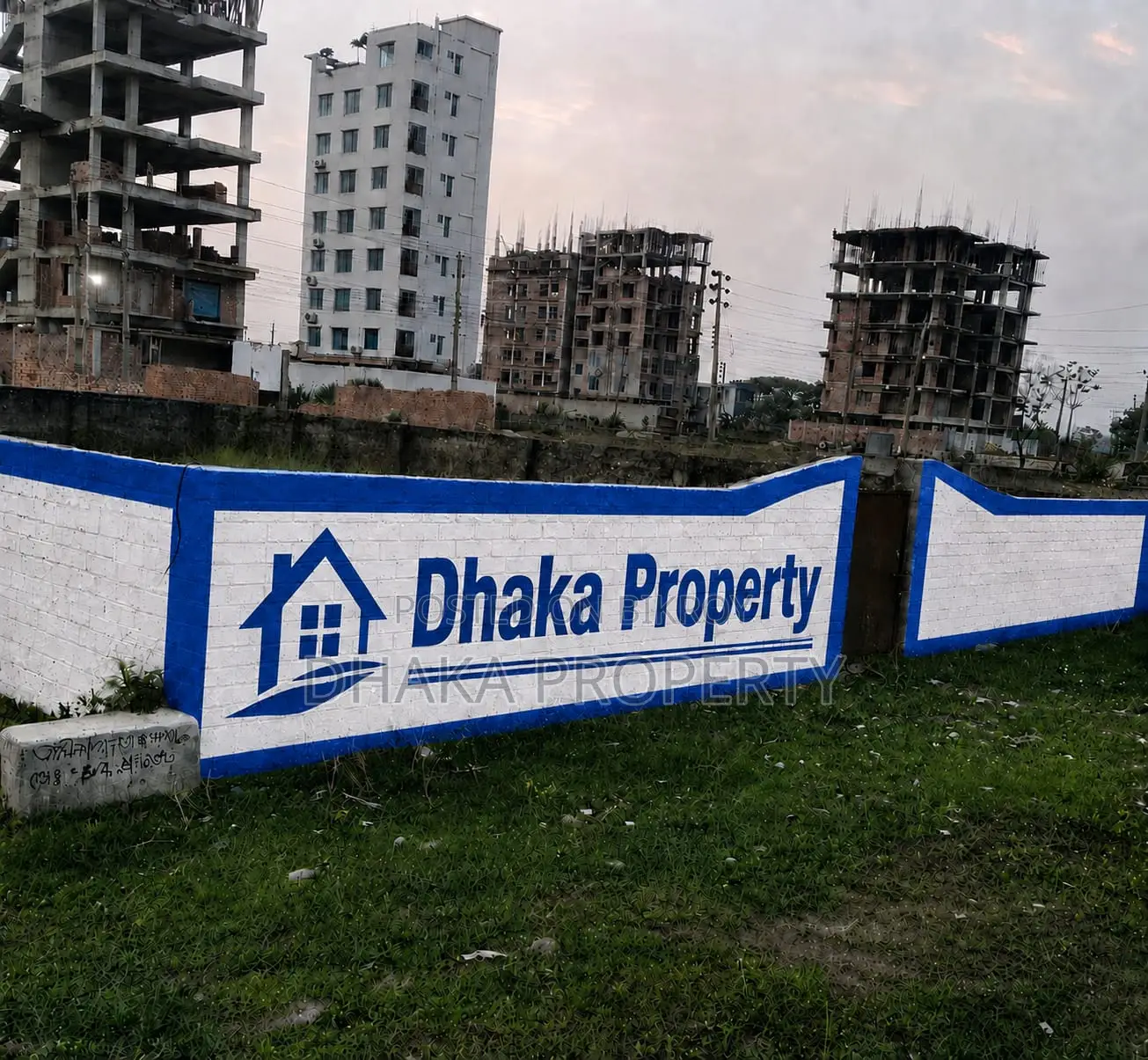 Metro Rail Station 6 Katha South at Sector-17/F