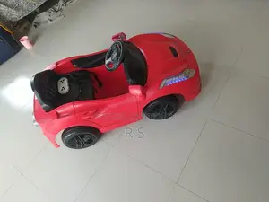Ferrari-Style Electric Ride-on Toy Car for Kid