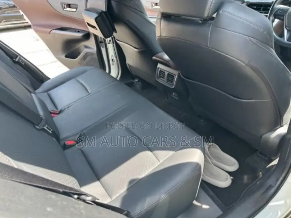 Toyota Harrier Z 2021 Pearl
