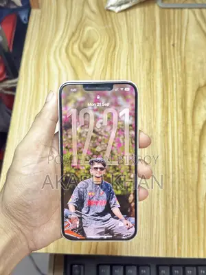 Apple iPhone 13 128 GB White