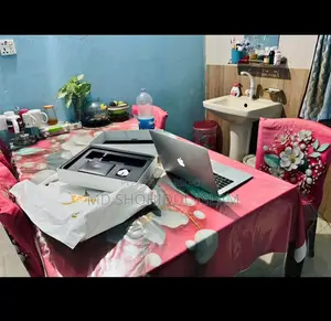 ল্যাপটপ অ্যাপল ম্যাকবুক এয়ার ২০১৭ ৮জিবি ইন্টেল কোর আই৫ এসএসডি ১২৮জিবি