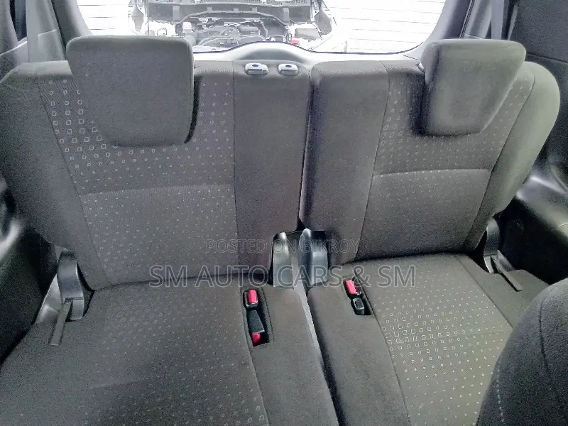 Toyota Noah 1.8 FWD Hybrid (7 seater) 2021 Pearl