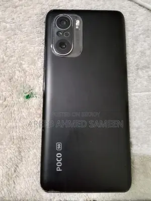 মোবাইল ফোন ১২৮ জিবি কালো