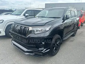 Toyota Land Cruiser Prado 2022 Black