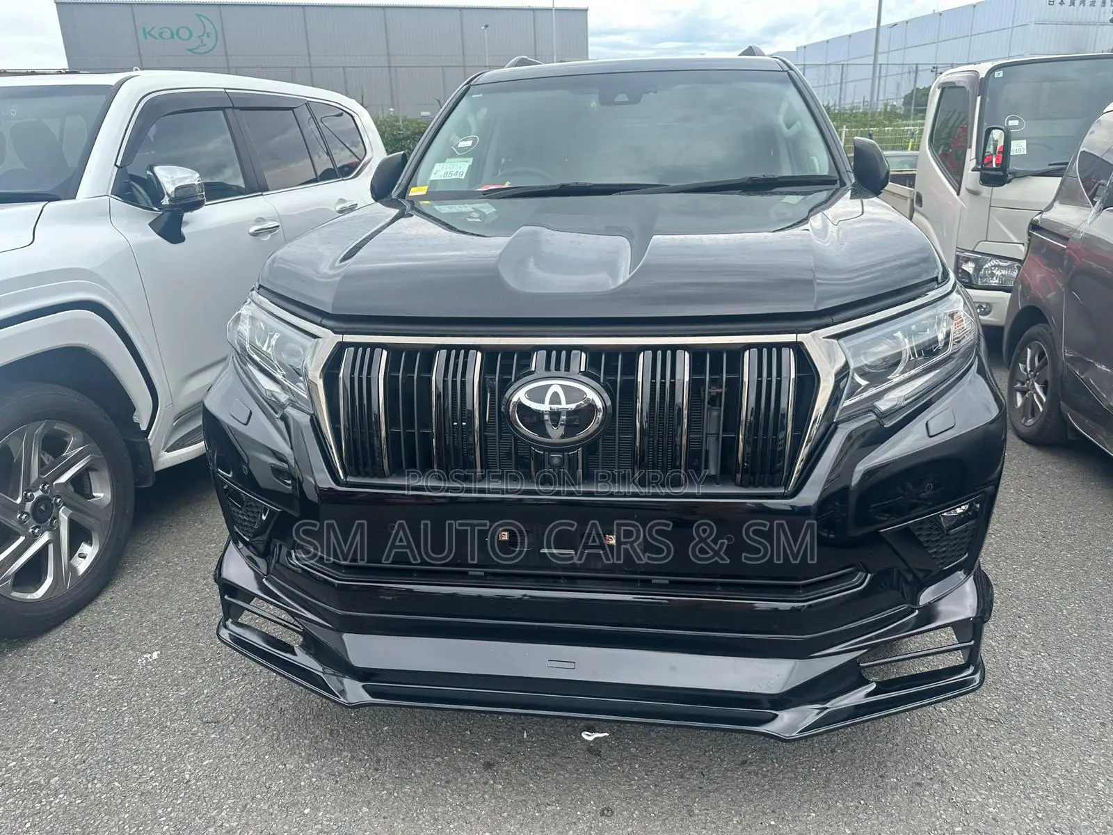 Toyota Land Cruiser Prado 2022 Black