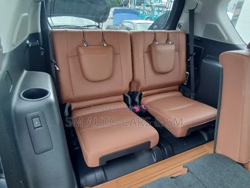 Toyota Land Cruiser Prado 2022 Black