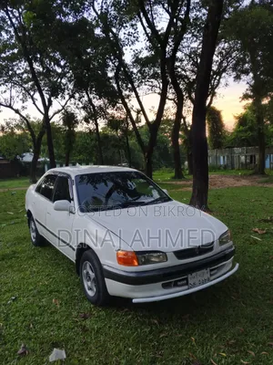 Toyota Corolla Sedan Automatic 1998 White