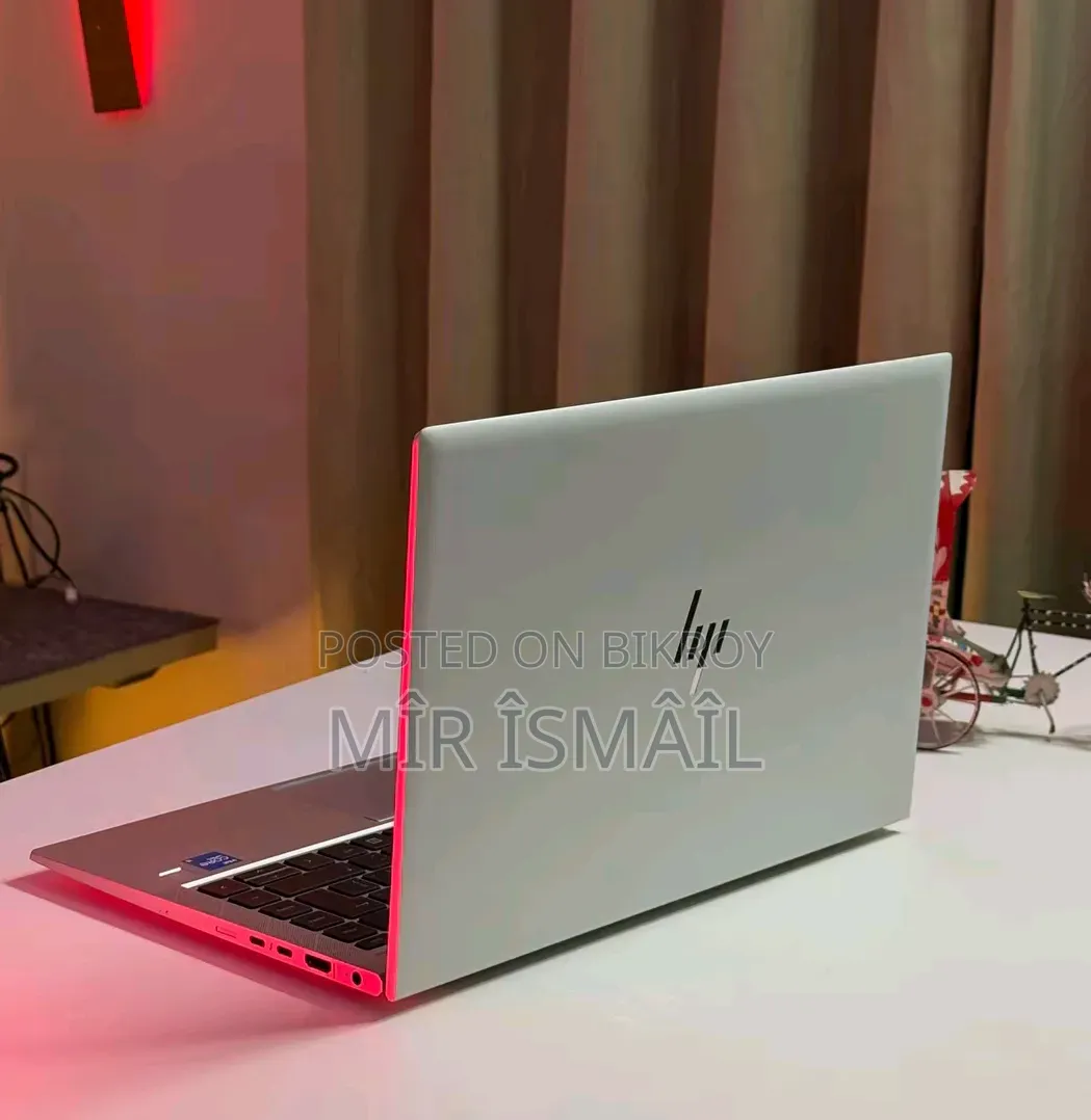 ল্যাপটপ HP EliteBook 840 G8 16GB ইন্টেল কোর i5 SSD 512GB
