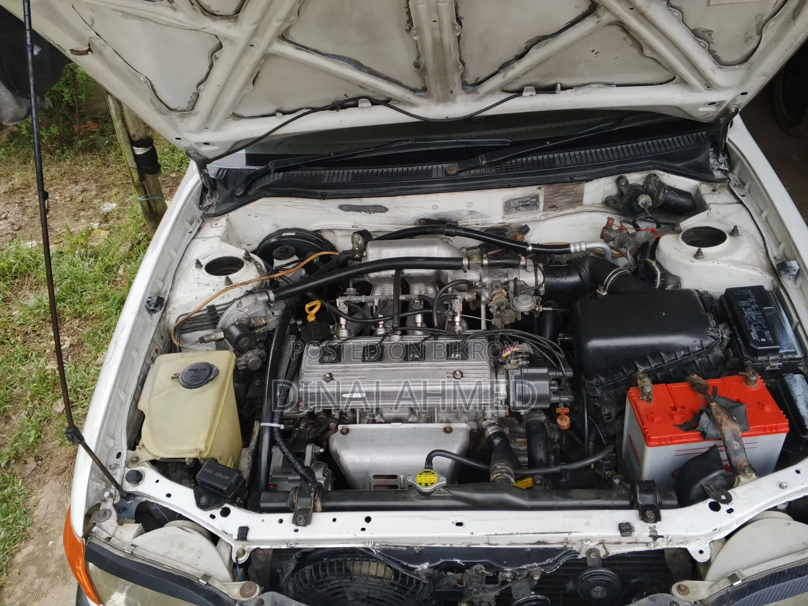 Toyota Corolla Sedan Automatic 1998 White