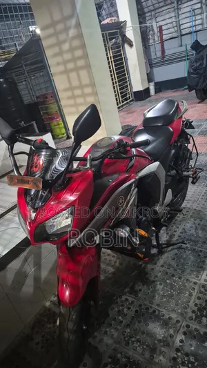 Yamaha Fazer FI V2 2022 Red