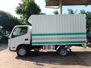 টয়োটা ডাইনা ডেলিভারি ভ্যান
