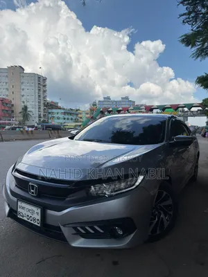হোন্ডা সিভিক ২০১৮ সিলভার