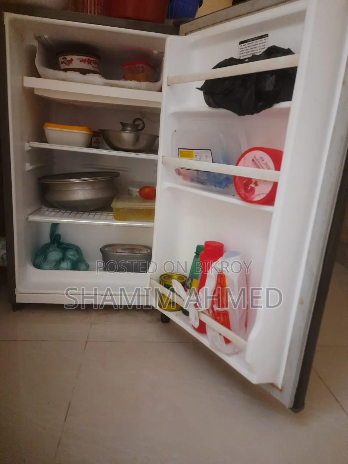 ওয়ালটন ফ্রিজ (নেট ভলিউম ৯৩ লিটার)