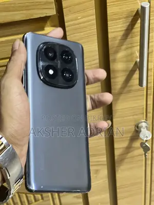 শাওমি রেডমি নোট ১৪ প্রো+ ৫জি ৫১২ জিবি ব্ল্যাক
