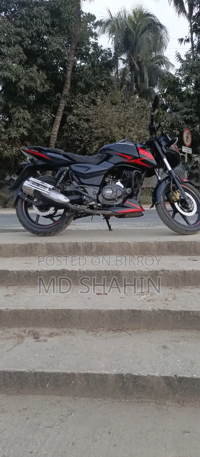 Bajaj Pulsar 150 2019 Red