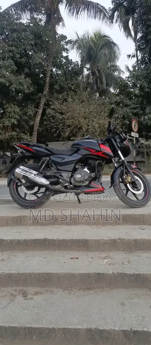 Bajaj Pulsar 150 2019 Red