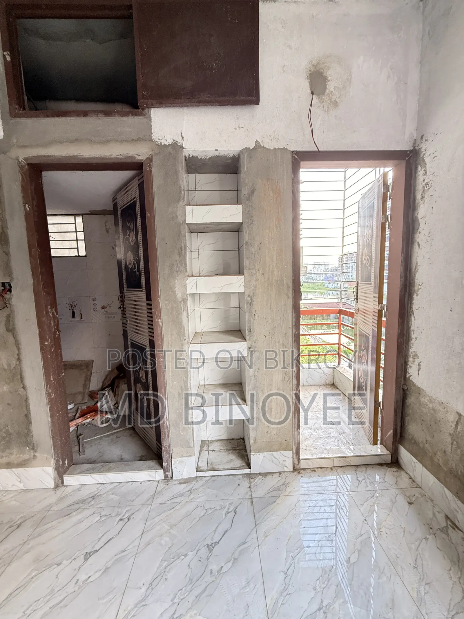 ডেমরায় বিক্রির জন্য আসবাবপত্রসহ ৩-বেডরুমের অ্যাপার্টমেন্ট
