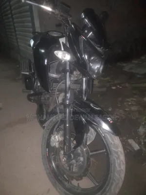 TVS Apache RTR 160 4V 2019 Black