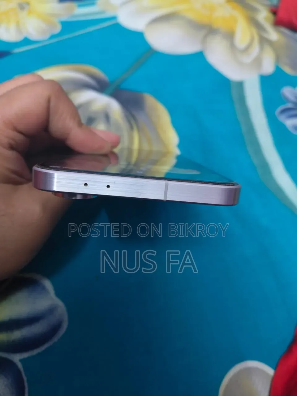 স্যামসাং গ্যালাক্সি এ৫৬ ১২৮ জিবি হোয়াইট