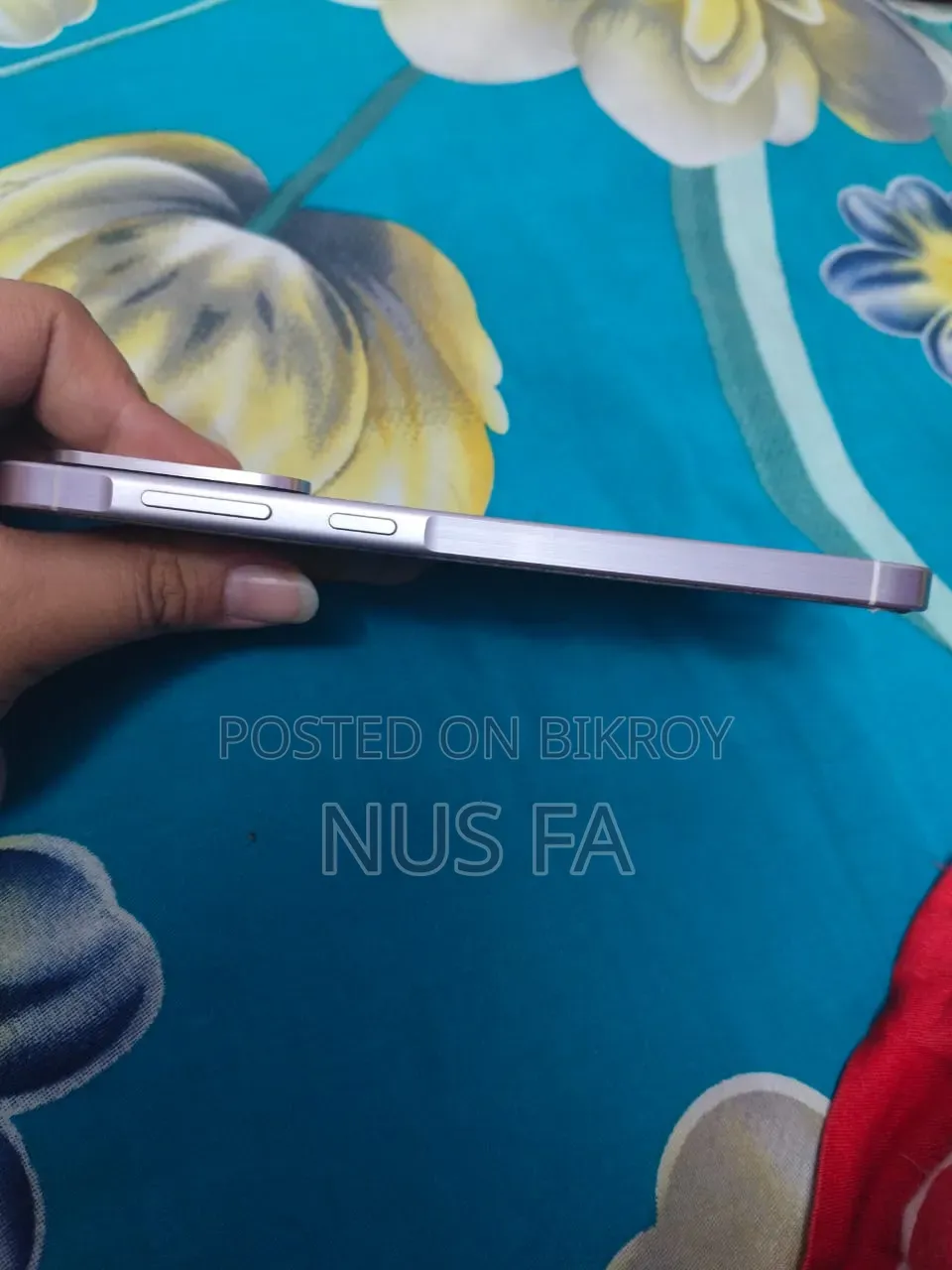 স্যামসাং গ্যালাক্সি এ৫৬ ১২৮ জিবি হোয়াইট