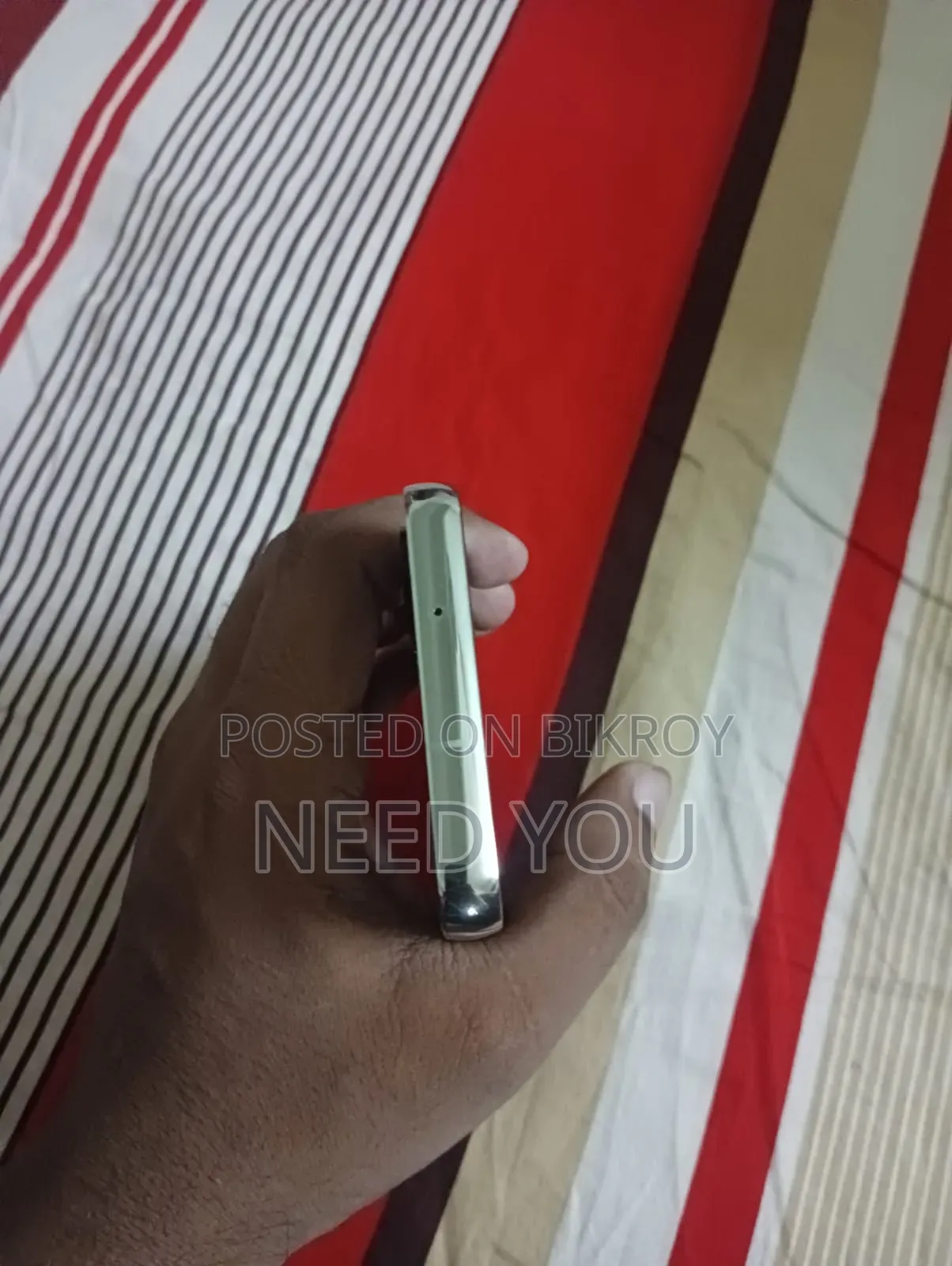 স্যামসাং গ্যালাক্সি এস২৩ ১২৮ জিবি হোয়াইট