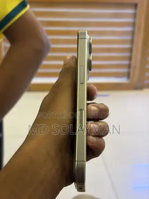 অ্যাপল আইফোন ১৬ প্রো ১২৮ জিবি