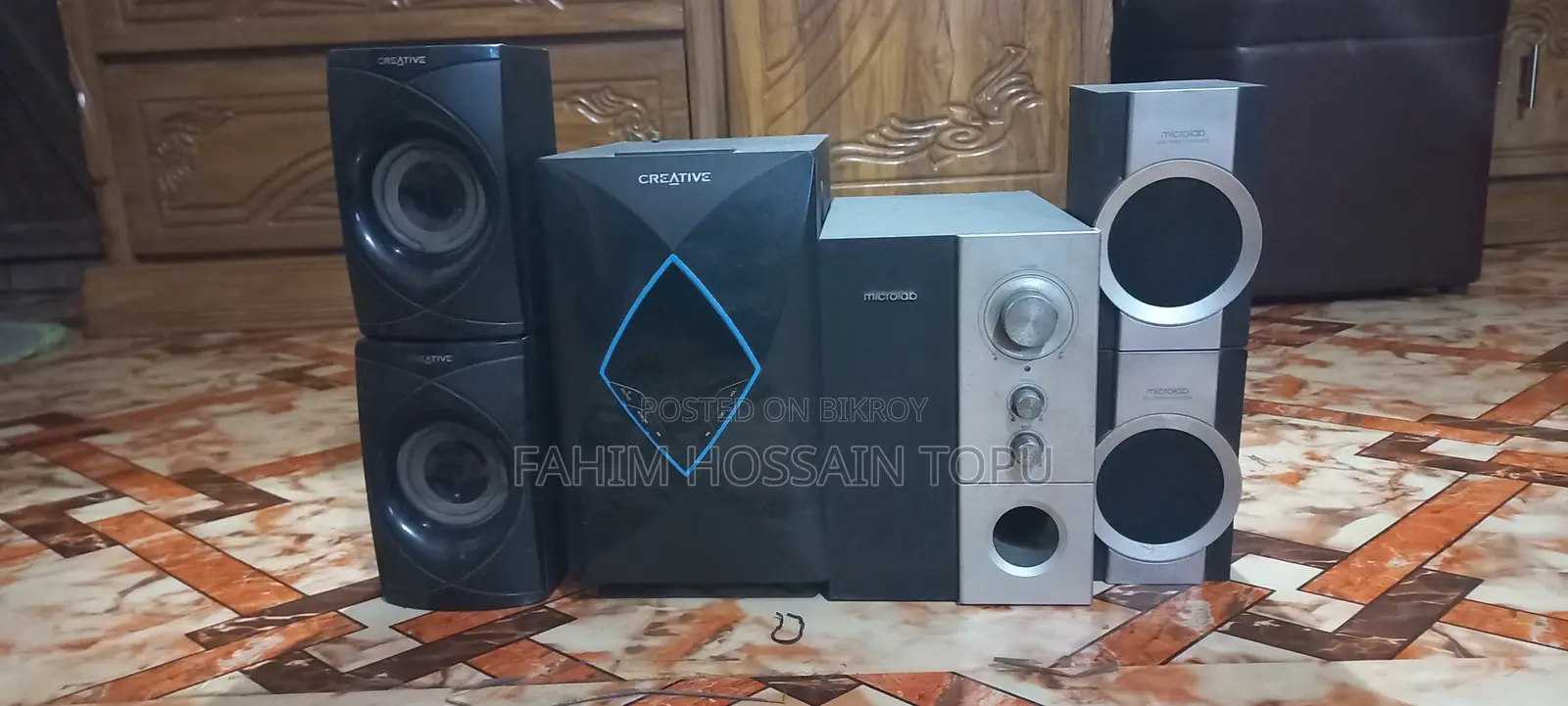স্পিকার সহ অ্যাম্প্লিফায়ার