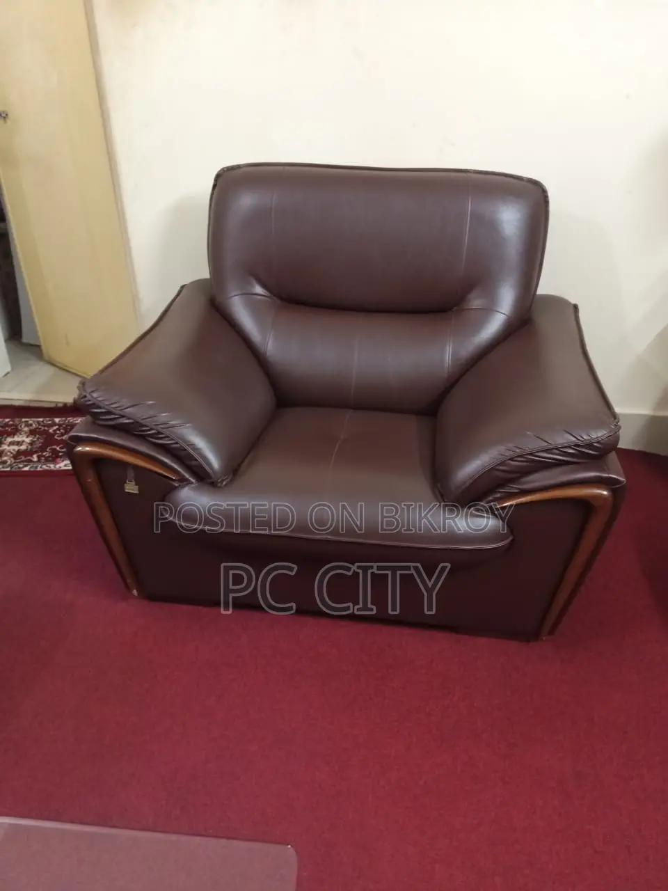 Hatil Leather Sofa