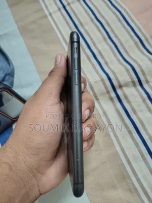 অ্যাপল আইফোন ১১ ১২৮ জিবি কালো