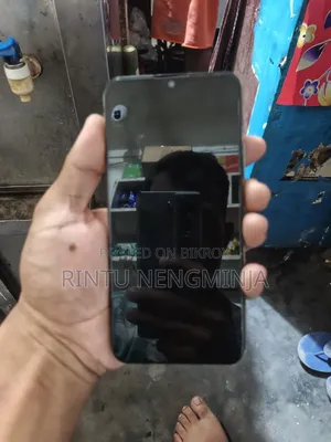 Vivo Y17 64 GB Purple