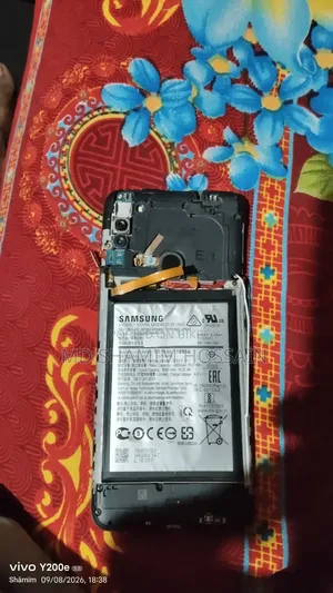 স্যামসাং এম১১ ৪/৬৪ মাদারবোর্ড