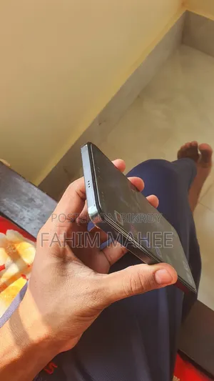 টেকনো ক্যামন ২০ ২৫৬ জিবি ব্লু