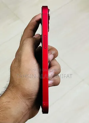 Apple iPhone 13 128 GB Red