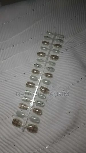 Fake Nails