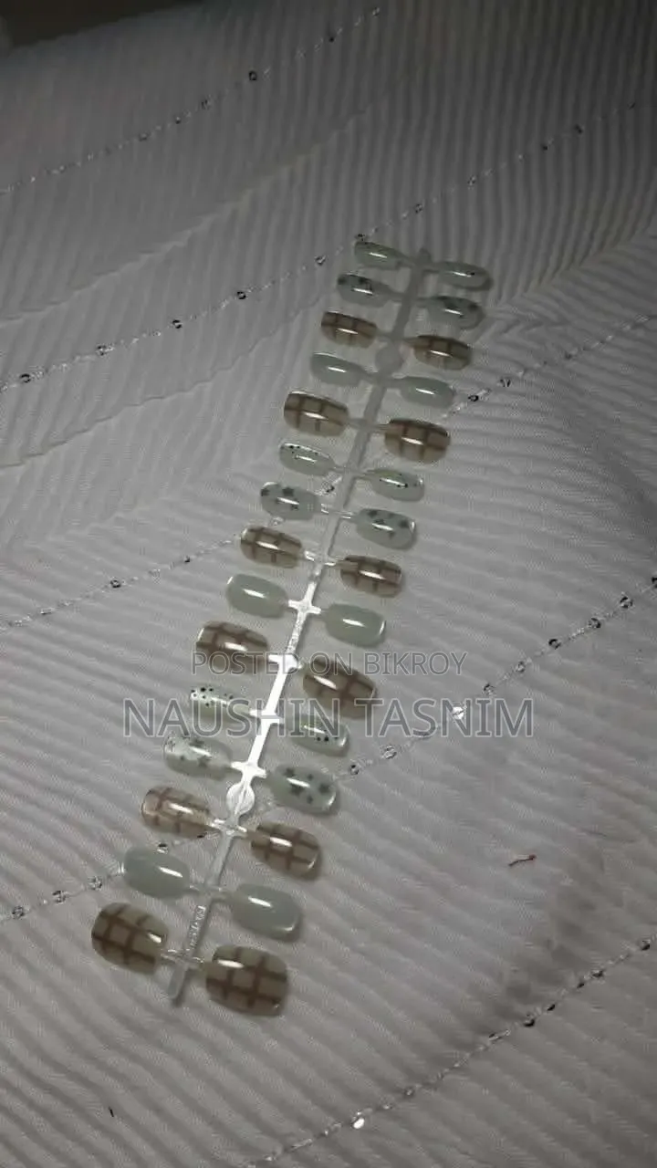 Fake Nails