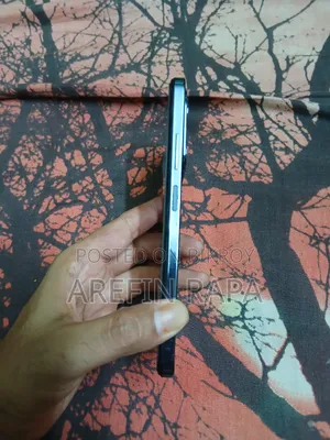 ইনফিনিক্স হট ৪০আই ১২৮ জিবি সিলভার