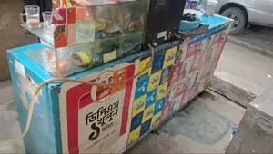দোকানের রেক এবং অন্যান্য আসবাবপত্র