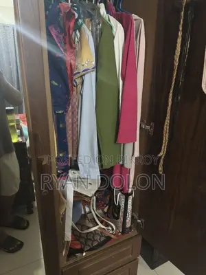 Hatil Wardrobe