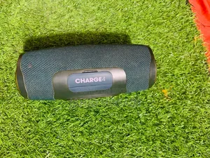 JBL Charge 4