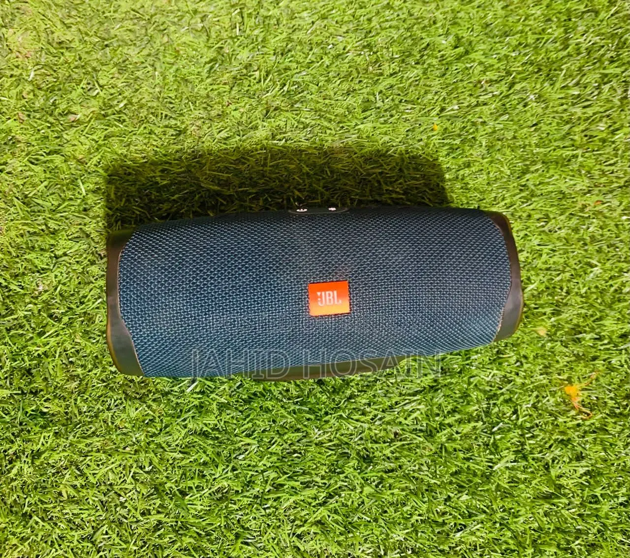 জেবিএল চার্জ ৪