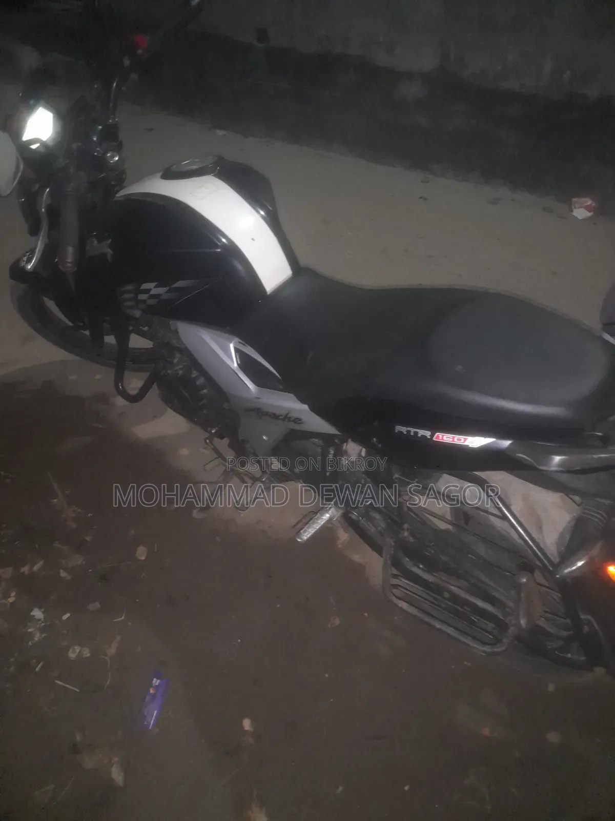 TVS Apache RTR 160 4V 2019 Black