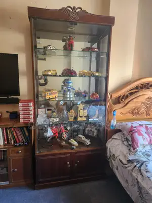 Original Malaysian Oak Wood Showcase