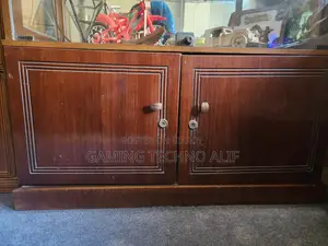 Original Malaysian Oak Wood Showcase