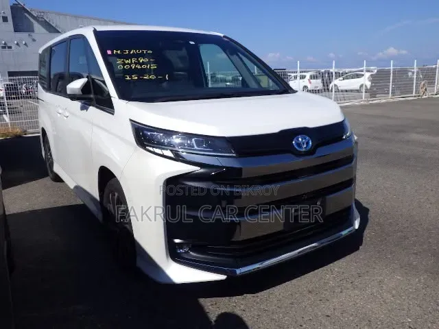 New Toyota Noah 2023 White