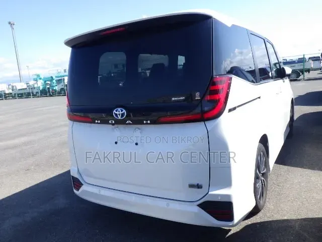 New Toyota Noah 2023 White