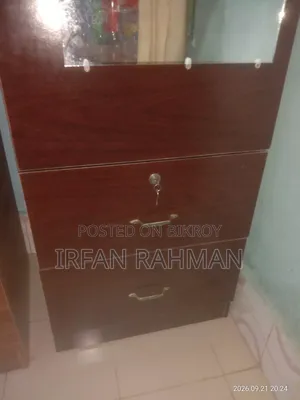 Almari Sale