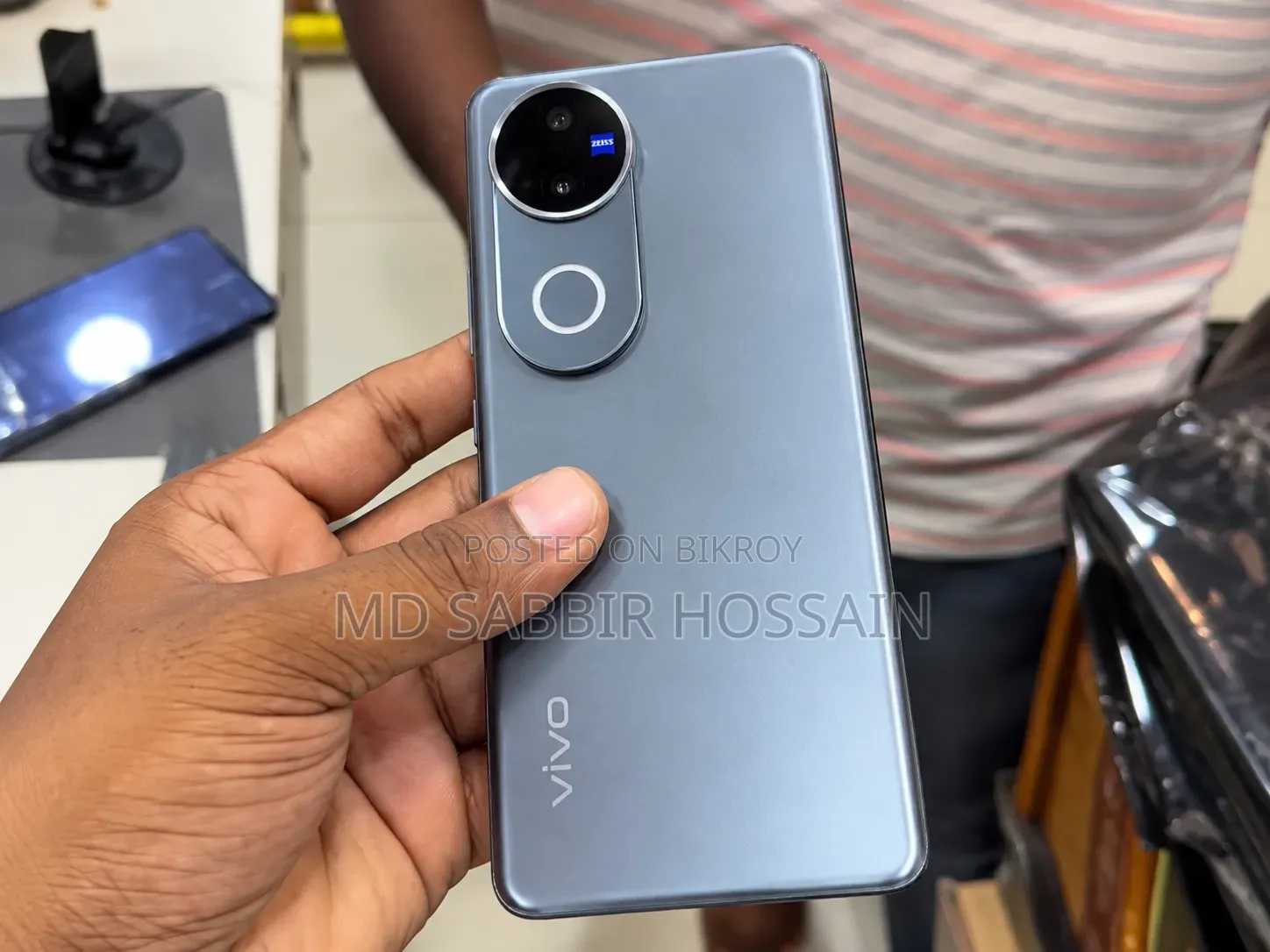 ভিভো ভি৫০ ১২৮ জিবি সিলভার