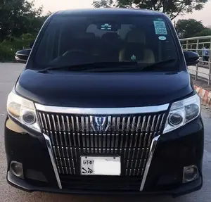 Toyota Noah 1.8 Front-Wheel Drive Hybrid (7 Seater) 2015 Black